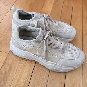 h n m chunky sneakers tan